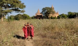  Amitié à Bagan (Myanmar) 